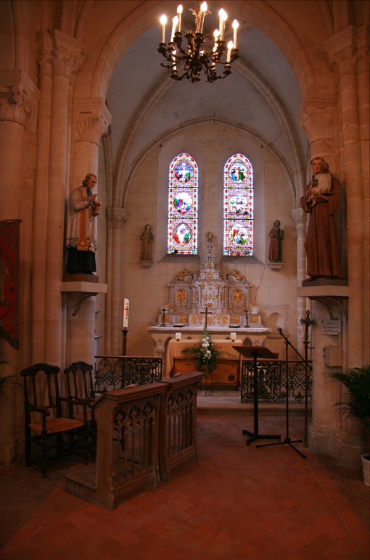 Intérieur de l'église de Bréançon